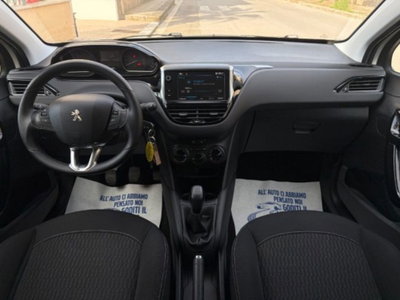 Peugeot 208 82 5 porte Access (13)