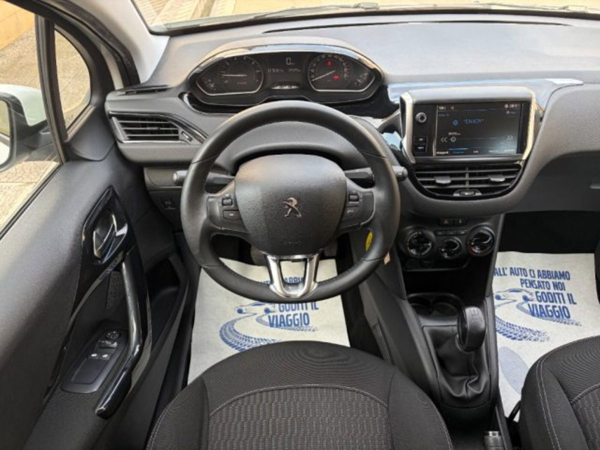 Peugeot 208 82 5 porte Access (14)