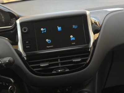 Peugeot 208 82 5 porte Access (17)