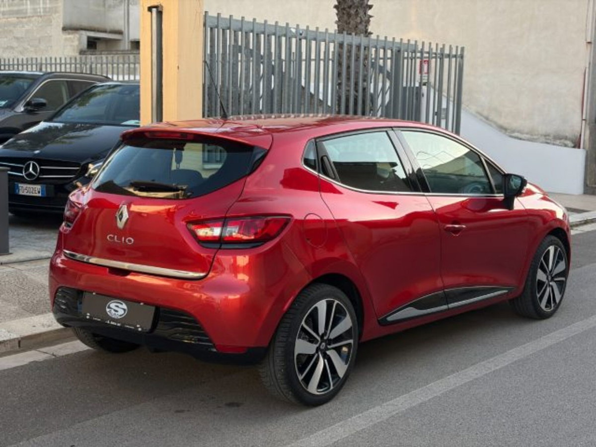 Renault Clio dCi 8V 90CV Start&Stop 5 porte Energy Intens (3)