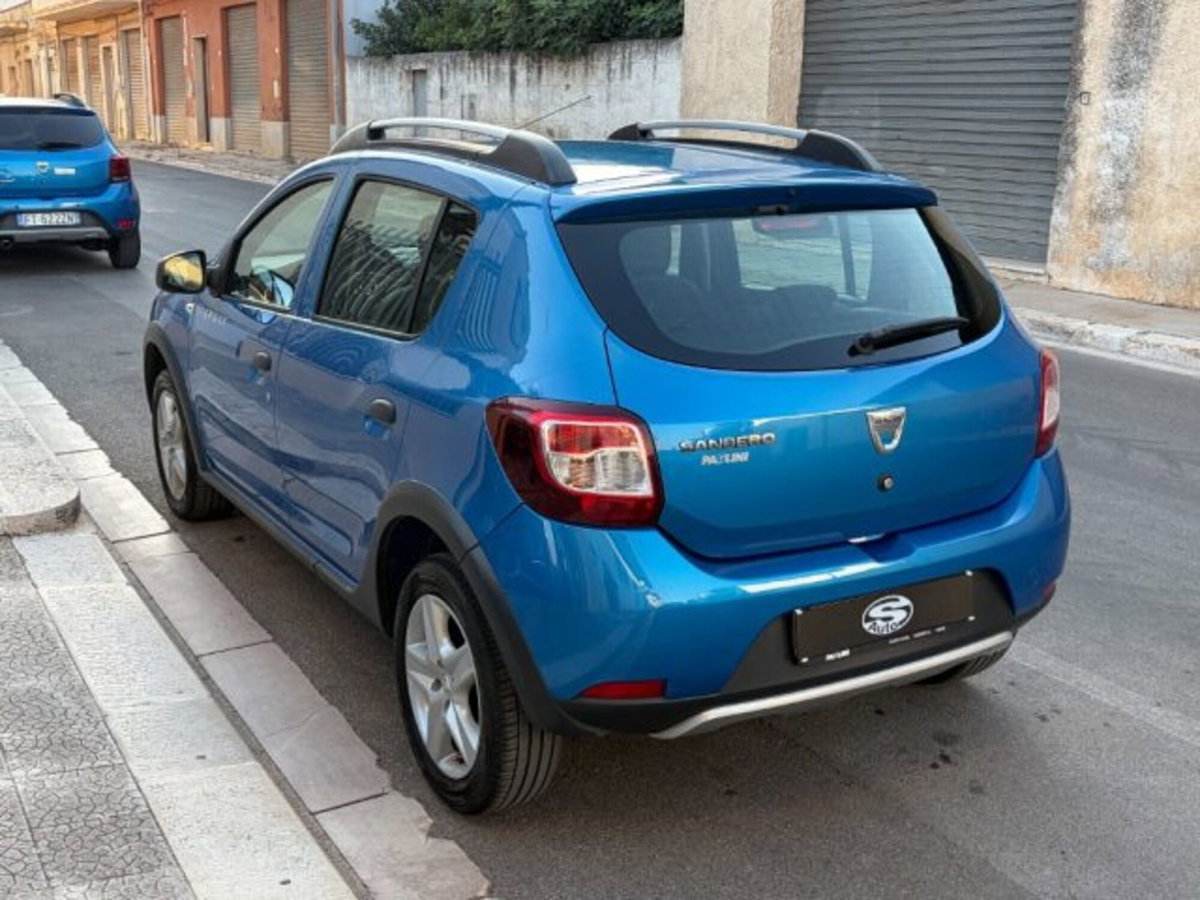 Dacia Sandero Stepway 1.5 dCi 8V 90CV (5)