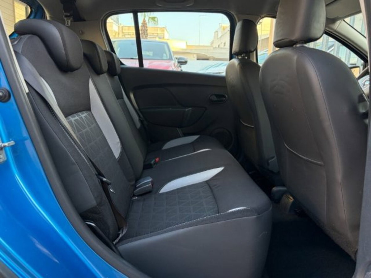 Dacia Sandero Stepway 1.5 dCi 8V 90CV (9)