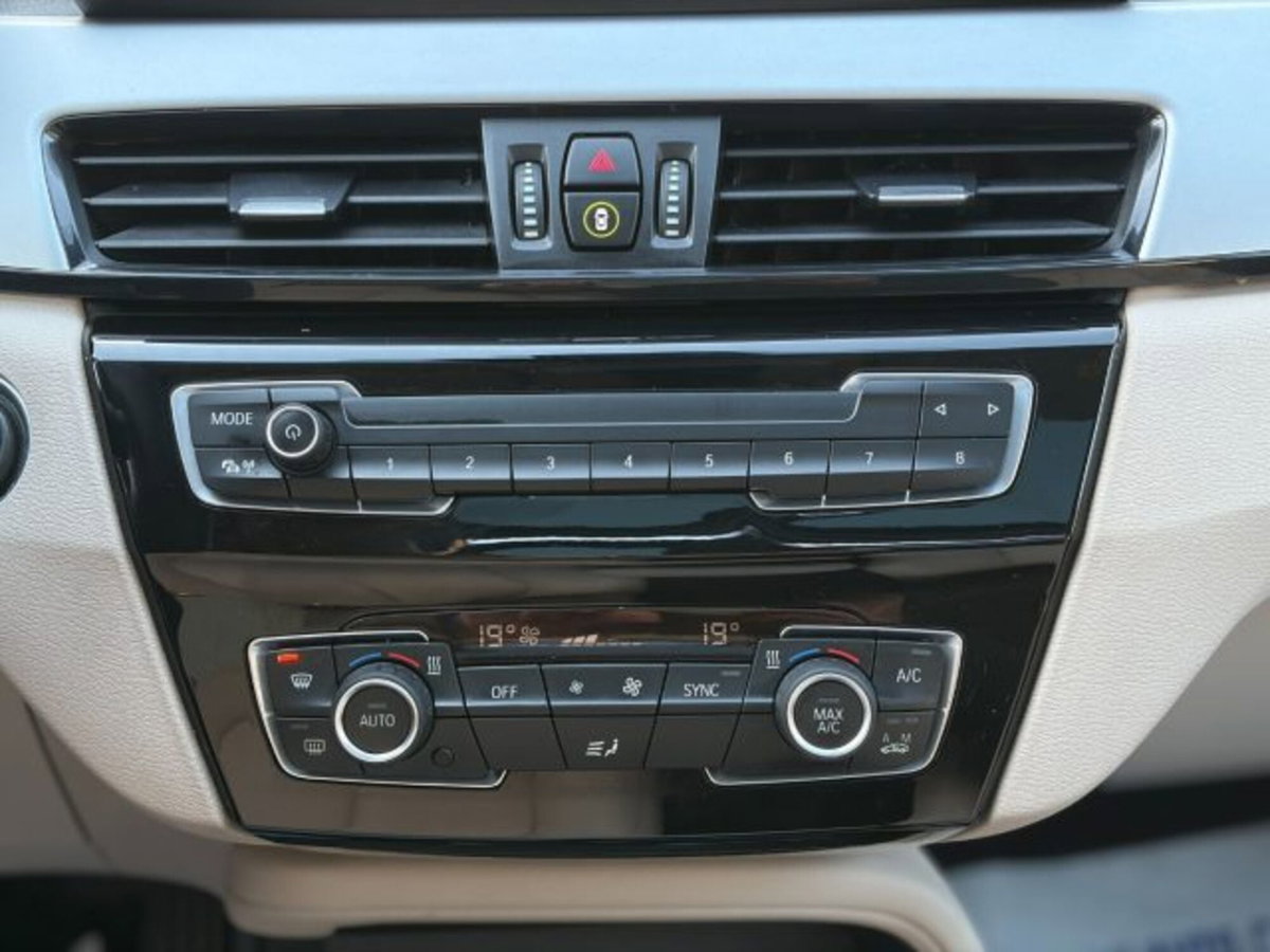 BMW X1 sDrive18d xLine Plus (20)
