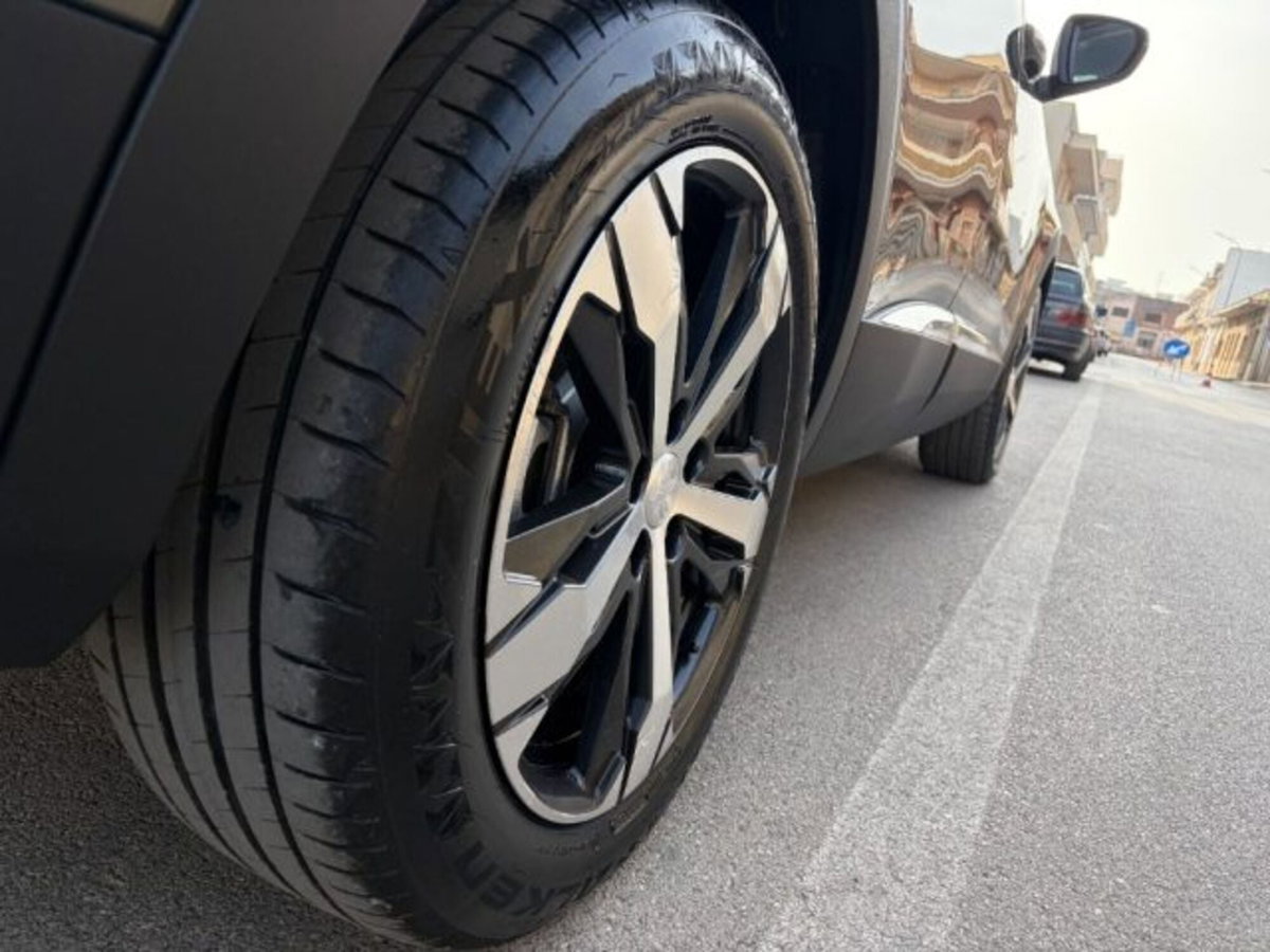 Peugeot 3008 BlueHDi 130 S&S EAT8 Allure Pack (4)