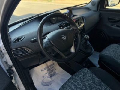 Lancia Ypsilon 1.0 FireFly 5 porte S&S Hybrid Gold Plus (15)