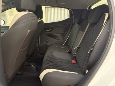 Lancia Ypsilon 1.2 69 CV 5 porte Gold (15)