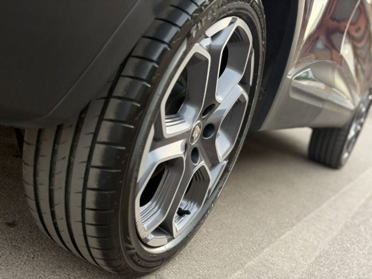 Renault Kadjar 8V 110CV EDC Energy Hypnotic (4)