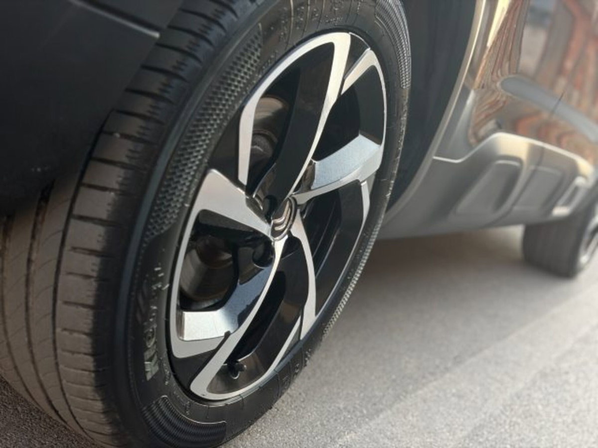 Citroen C5 Aircross Aircross BlueHDi 130 S&S EAT8 Shine Pack (4)