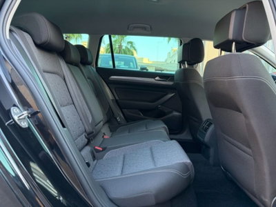 Volkswagen Passat Variant 2.0 TDI DSG Business BlueMotion Tech (10)