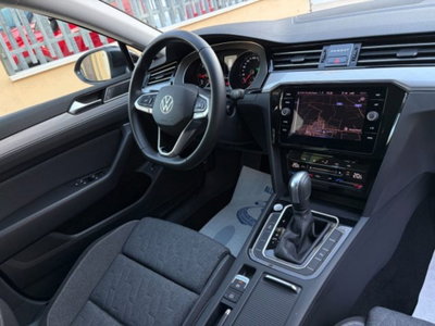 Volkswagen Passat Variant 2.0 TDI DSG Business BlueMotion Tech (11)