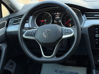 Volkswagen Passat Variant 2.0 TDI DSG Business BlueMotion Tech (14)