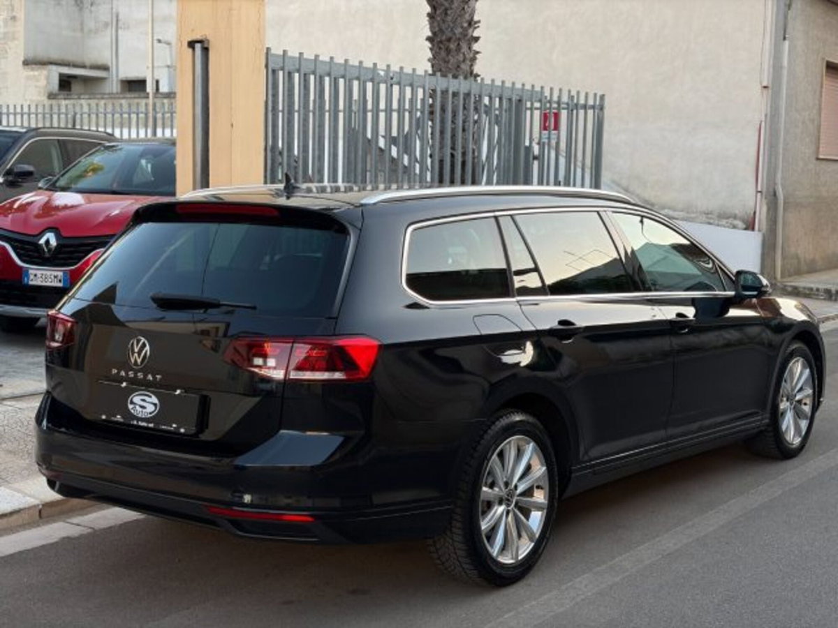 Volkswagen Passat Variant 2.0 TDI DSG Business BlueMotion Tech (3)