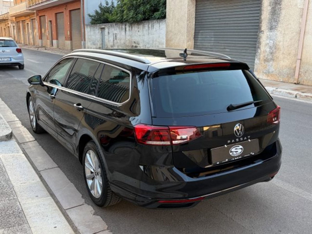 Volkswagen Passat Variant 2.0 TDI DSG Business BlueMotion Tech (6)