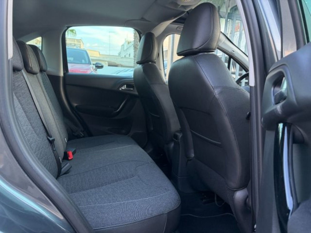 Citroen C3 1.2 VTi 82 Exclusive (10)