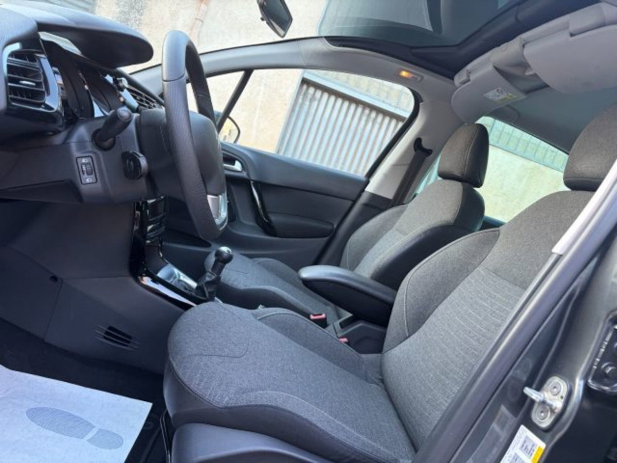 Citroen C3 1.2 VTi 82 Exclusive (12)