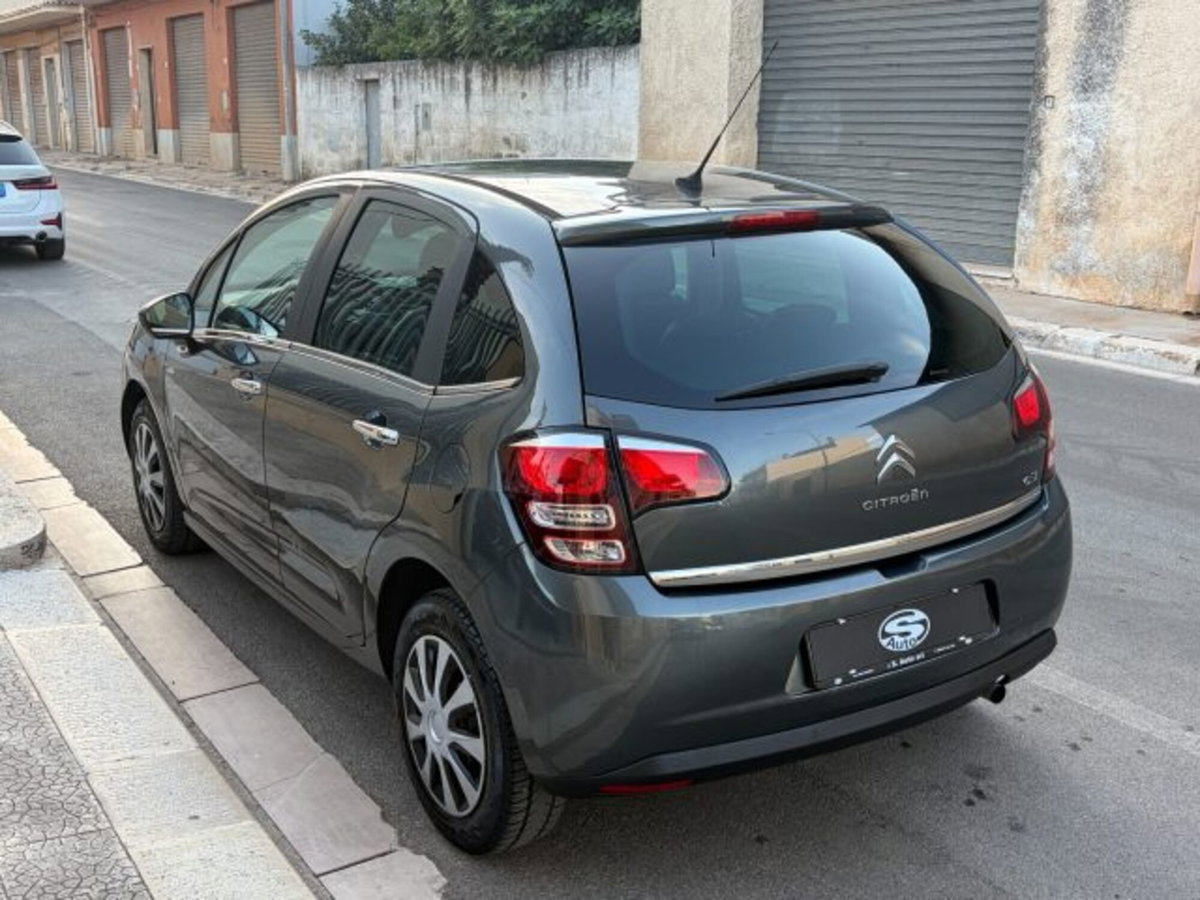 Citroen C3 1.2 VTi 82 Exclusive (5)