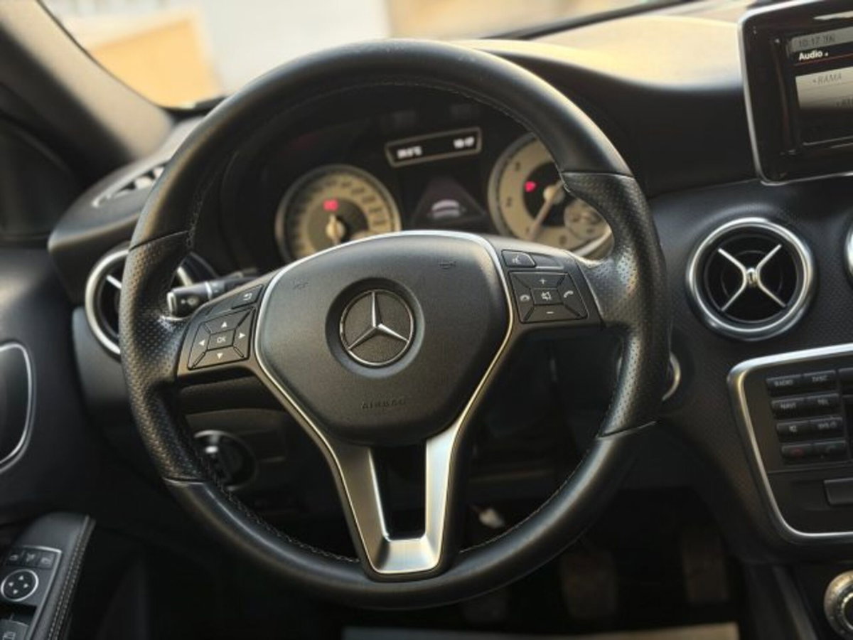 Mercedes-Benz Classe A 180 CDI Sport (15)
