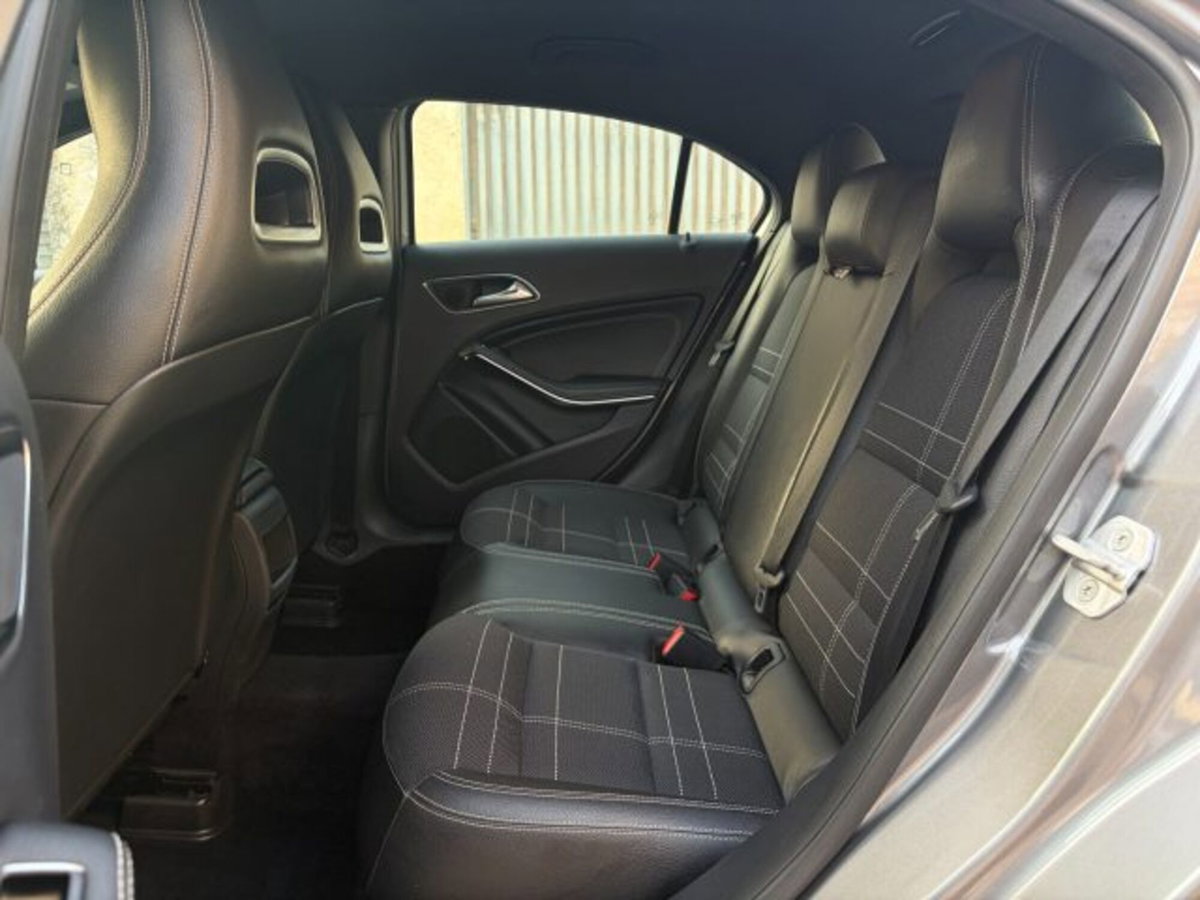 Mercedes-Benz Classe A 180 CDI Sport (16)