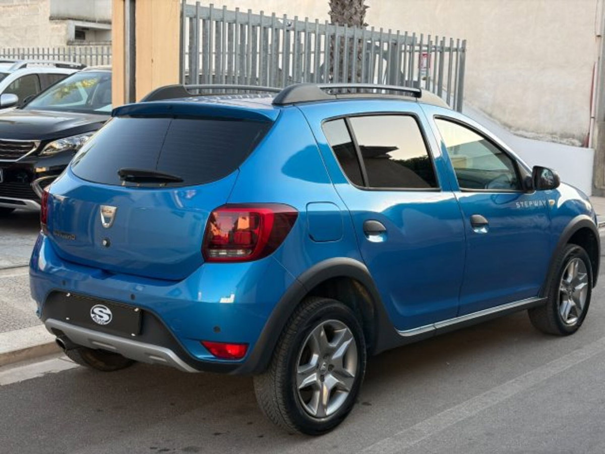 Dacia Sandero Stepway 0.9 TCe Turbo GPL 90 CV S&S Techroad (3)