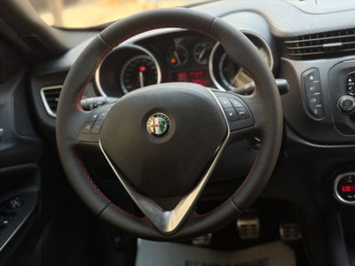 Alfa Romeo Giulietta 1.6 JTDm-2 Giulietta (15)