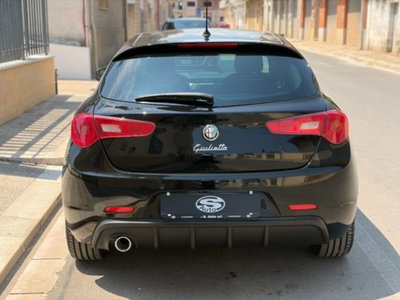 Alfa Romeo Giulietta 1.6 JTDm-2 Giulietta (6)