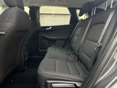 Ford Kuga 1.5 EcoBlue 120 CV aut. 2WD Titanium (17)
