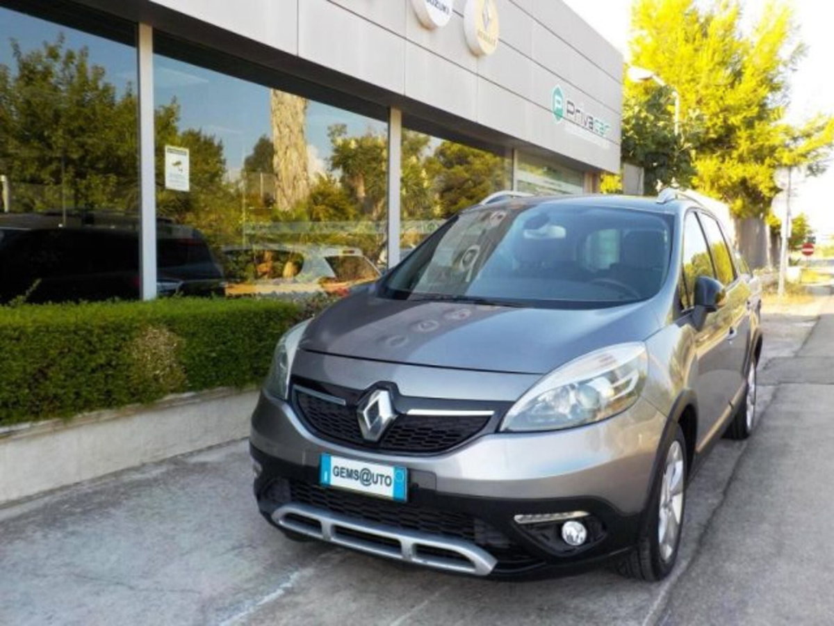 Renault Scenic E-Tech Electric XMod Cross 1.5 dCi 110CV Energy (12)