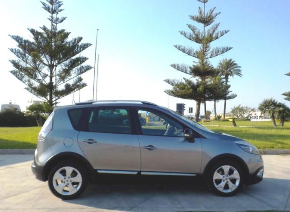 Renault Scenic E-Tech Electric XMod Cross 1.5 dCi 110CV Energy (4)