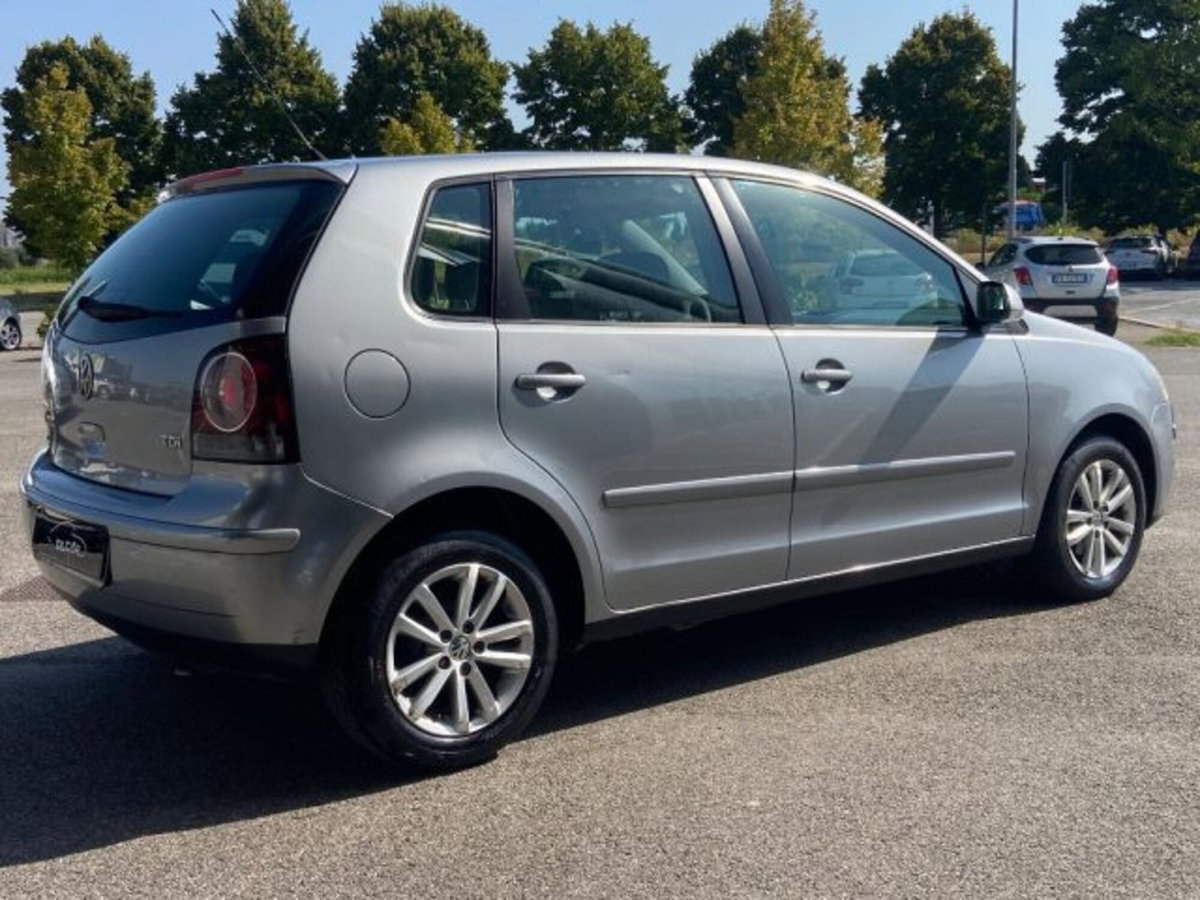 Volkswagen Polo 1.4/69CV TDI 5p. Comfortline (5)