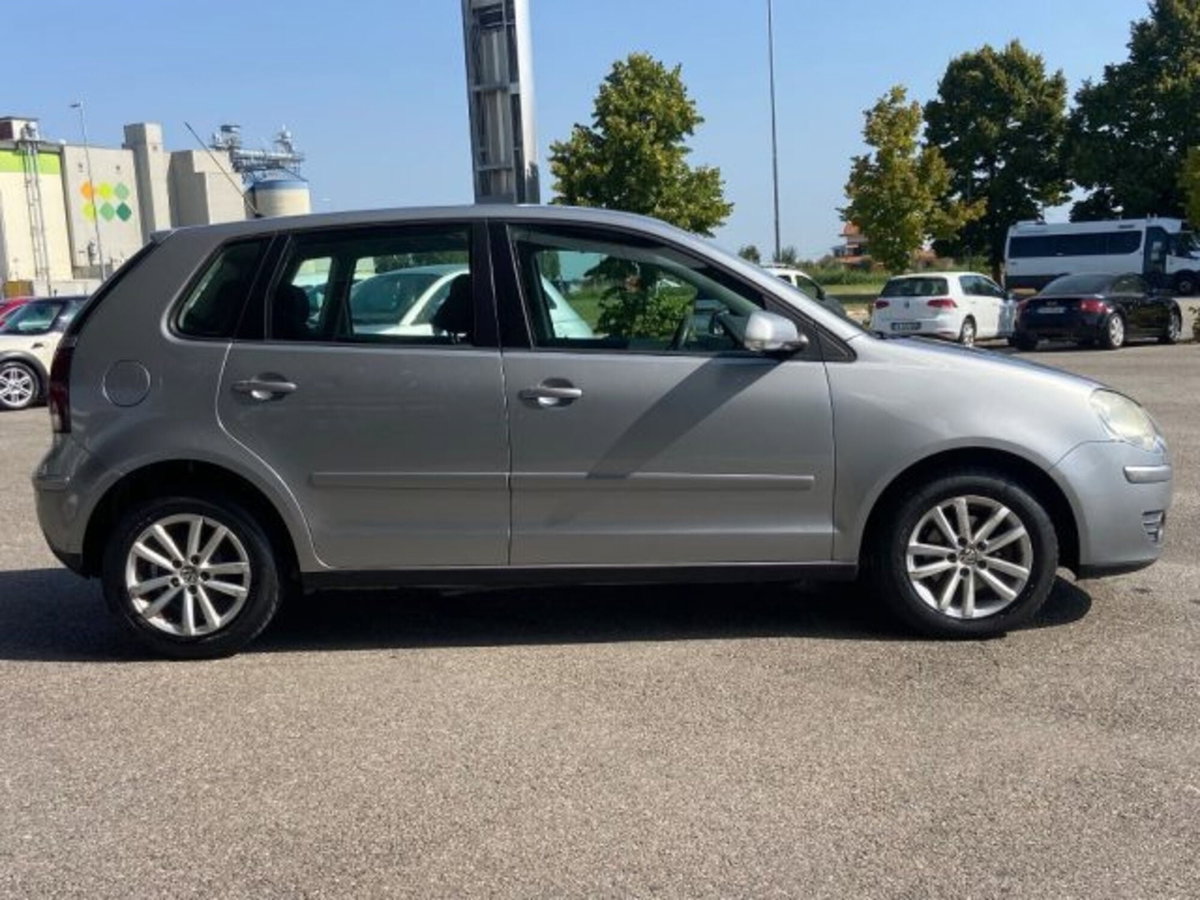 Volkswagen Polo 1.4/69CV TDI 5p. Comfortline (7)
