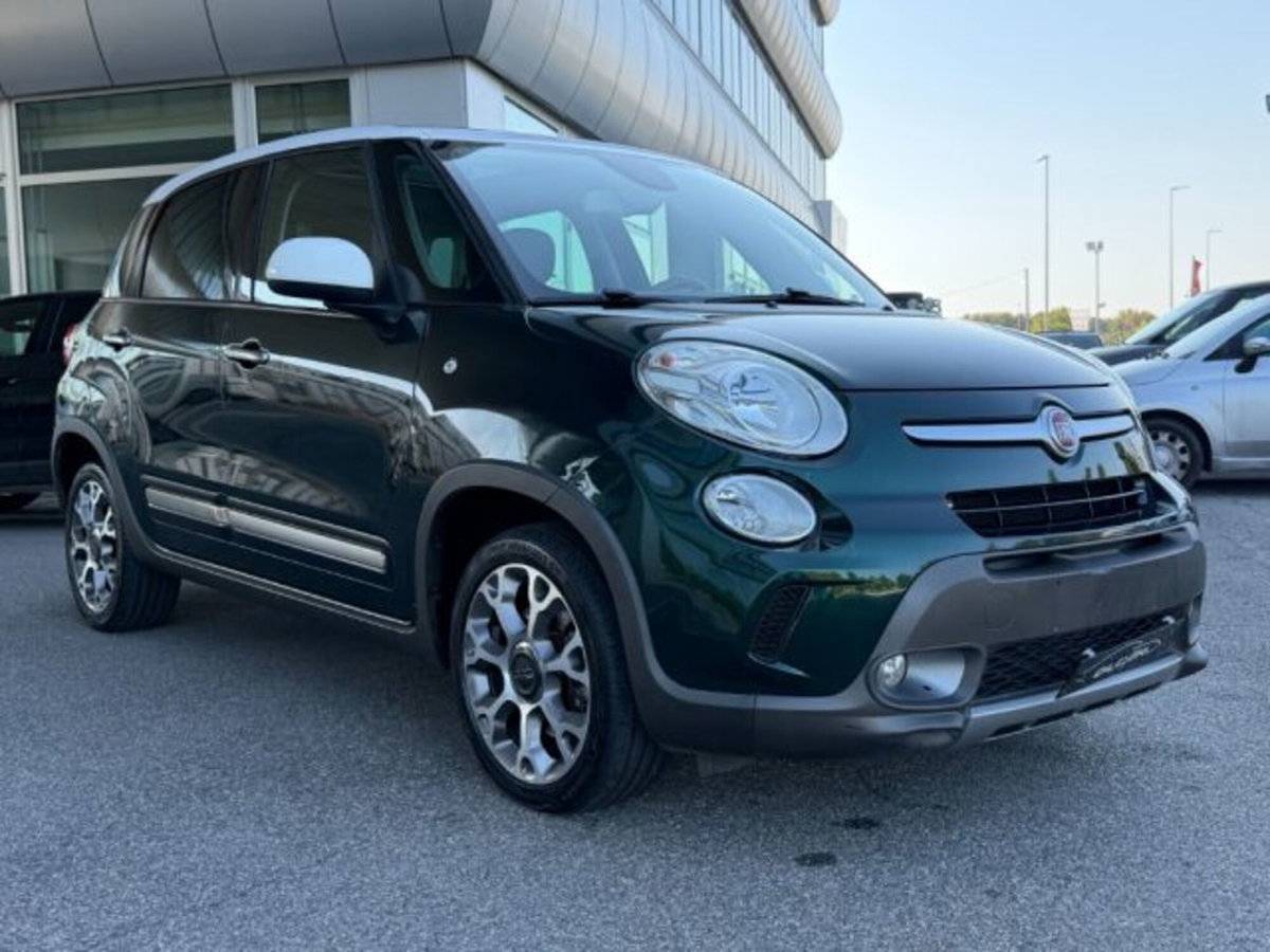 Fiat 500L 1.6 Multijet 105 CV Trekking (2)