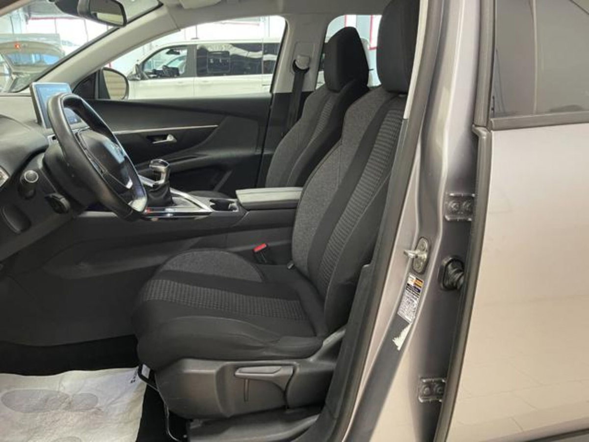 Peugeot 5008 BlueHDi 120 S&S Active (10)