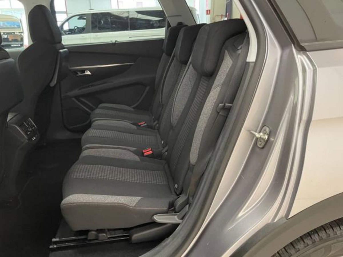 Peugeot 5008 BlueHDi 120 S&S Active (12)
