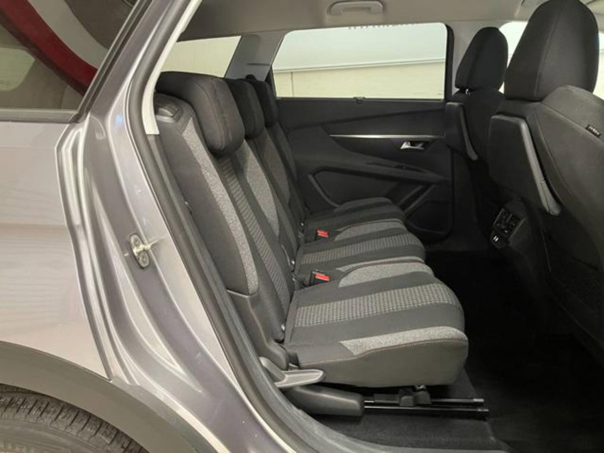 Peugeot 5008 BlueHDi 120 S&S Active (14)