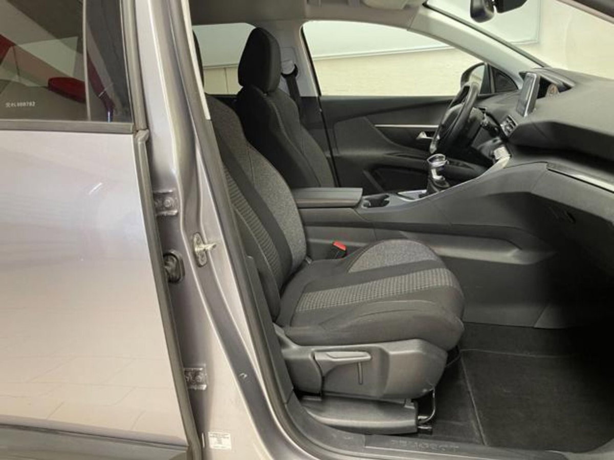 Peugeot 5008 BlueHDi 120 S&S Active (15)
