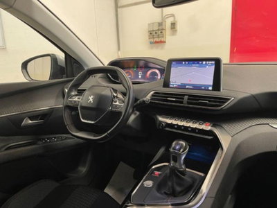 Peugeot 5008 BlueHDi 120 S&S Active (19)