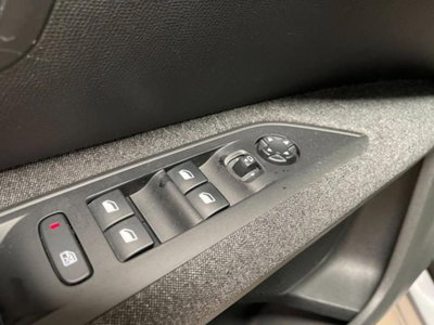 Peugeot 5008 BlueHDi 120 S&S Active (9)