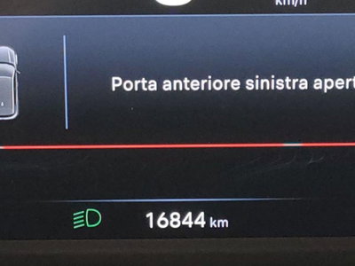 Jeep Avenger 1.2 turbo Altitude fwd 100cv (19)