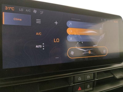 Jeep Avenger 1.2 turbo Altitude fwd 100cv (14)