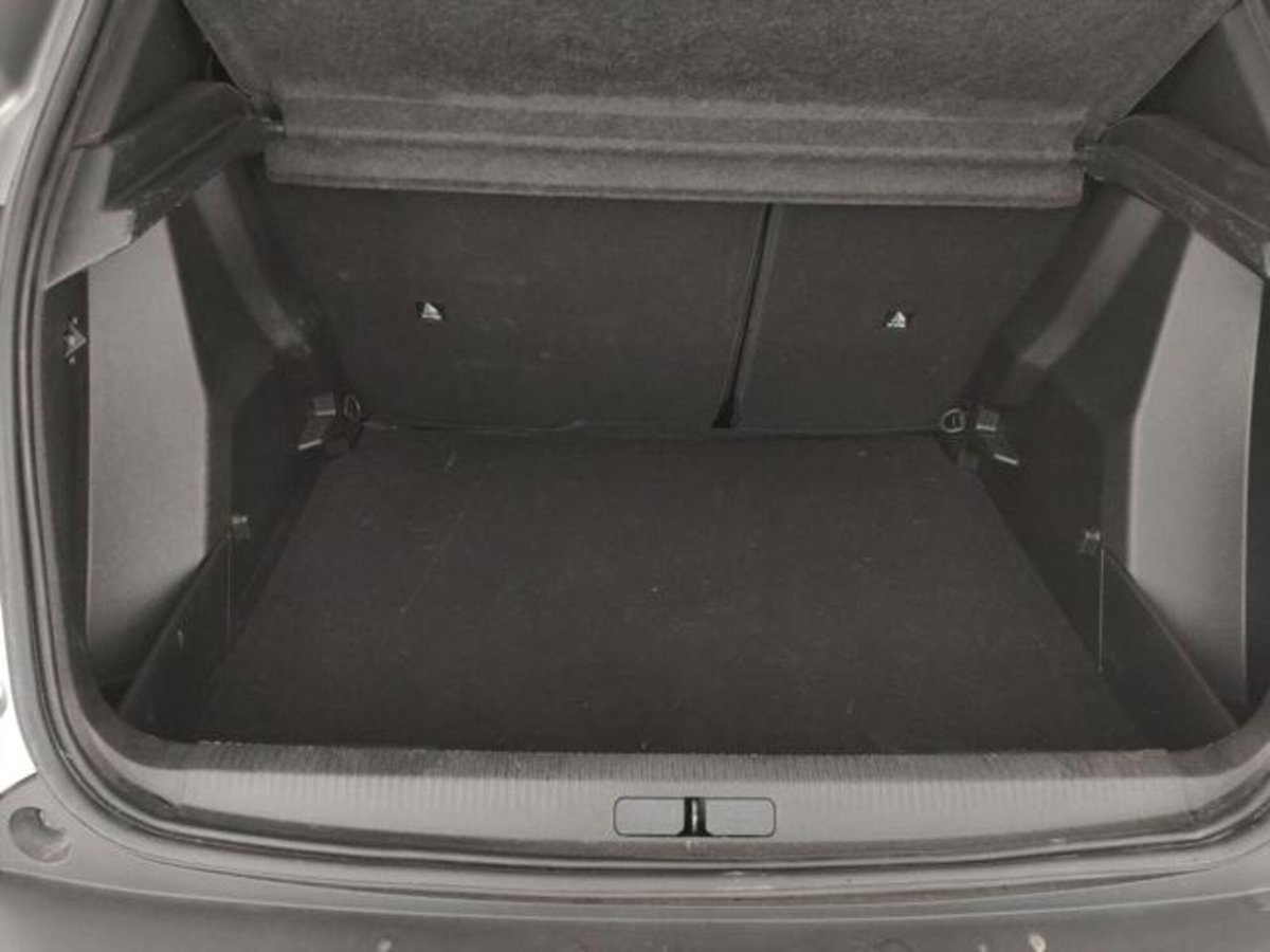Peugeot 2008 1.2 hybrid Allure 145cv e-dcs6 (20)