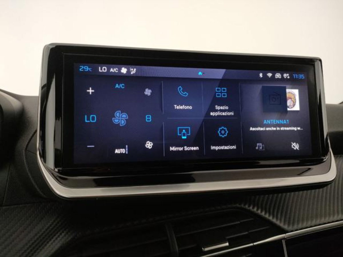 Peugeot 2008 1.2 hybrid Allure 145cv e-dcs6 (9)