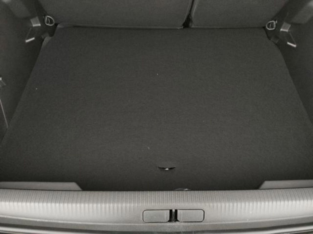 Peugeot 2008 1.2 hybrid Style 145cv e-dcs6 (20)