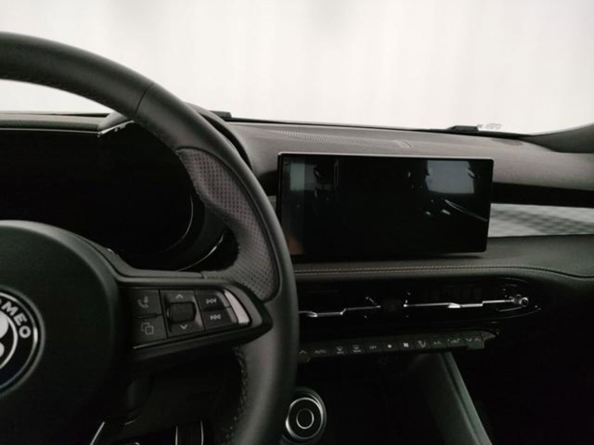 Alfa Romeo Tonale 1.5 hybrid Sport Speciale 175cv tct7 (10)