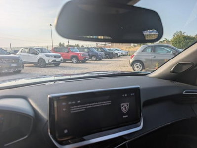Peugeot 2008 PureTech 100 S&S Allure (10)