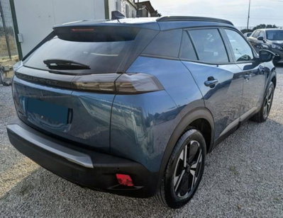 Peugeot 2008 PureTech 100 S&S Allure (3)