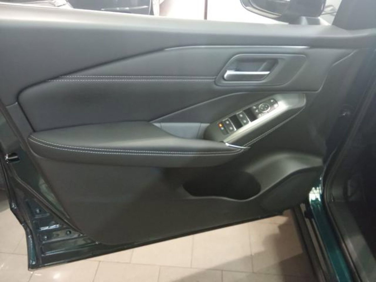 Nissan Qashqai 1.3 mhev N-Connecta 4wd 158cv xtronic (10)