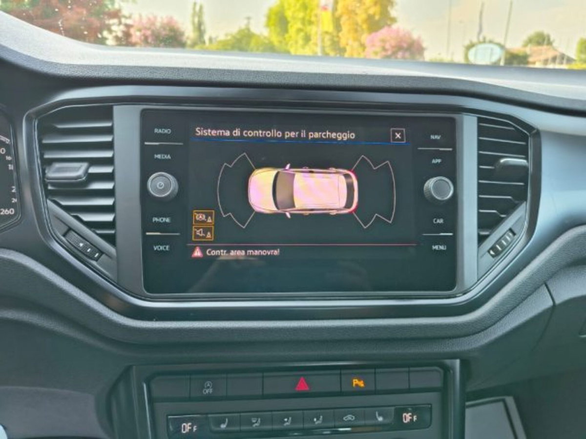 Volkswagen T-Roc 1.0 TSI Life (13)