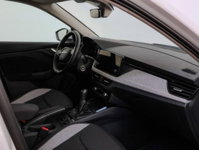 Skoda Kamiq 1.0 tsi Selection 115cv (10)