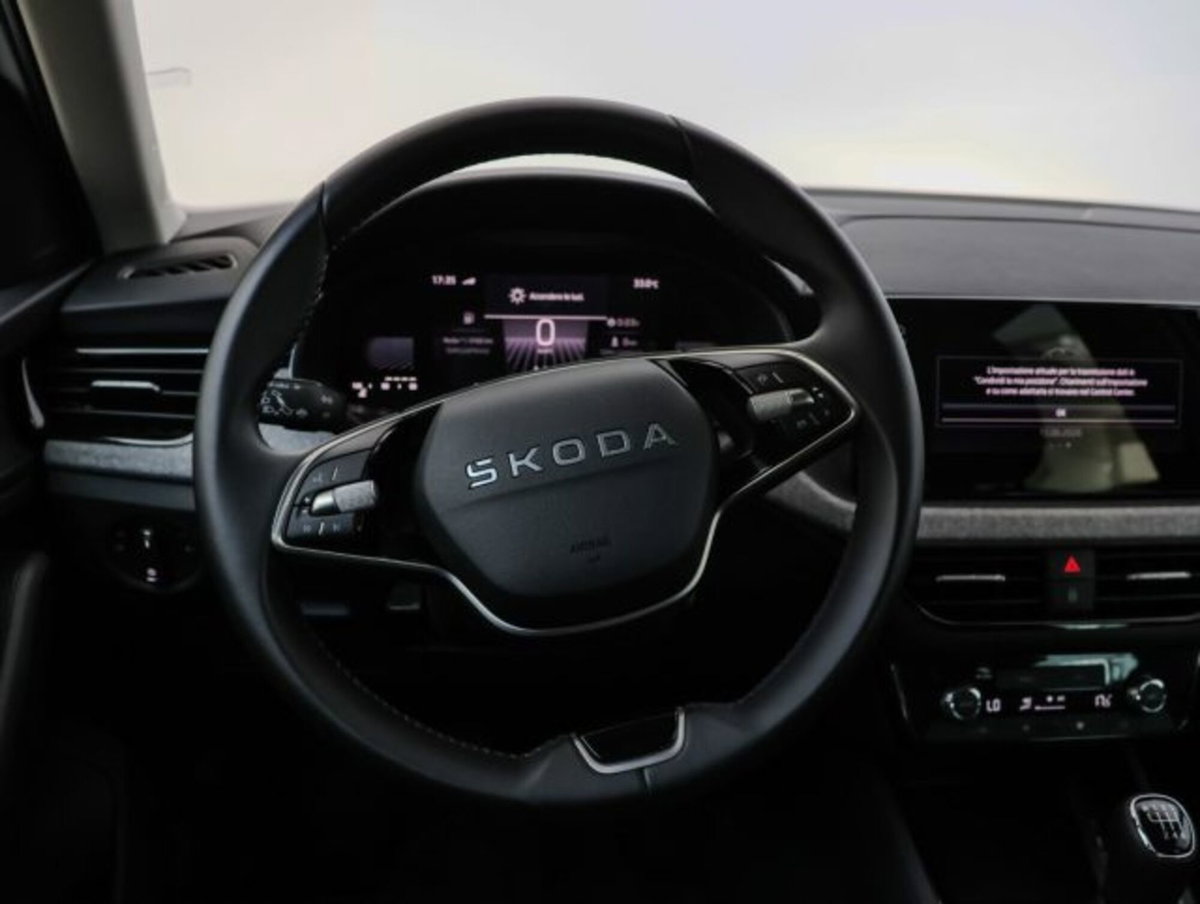 Skoda Kamiq 1.0 tsi Selection 115cv (13)