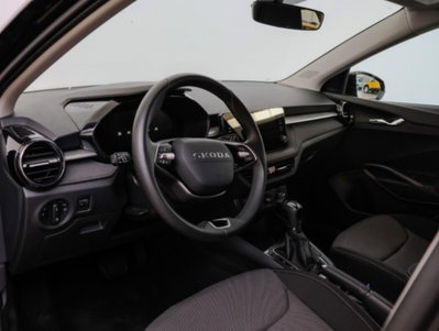 Skoda Fabia 1.0 tsi Selection 115cv dsg (8)